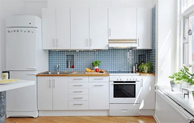 Tủ bếp Laminate cao cấp màu trắng cho phòng bếp thoáng mát hơn